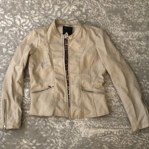 Great condition , only worn twice. Size Large. Doesn’t fit me anymore .